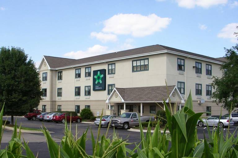 Extended Stay America Select Suites - Chicago - Naperville - West in Warrenville, IL
