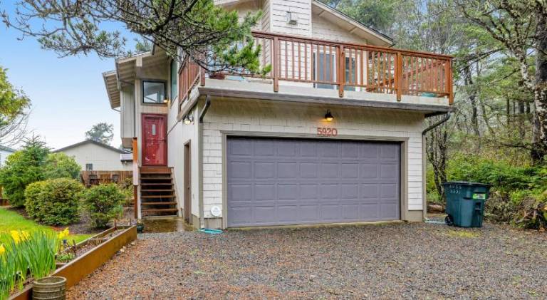 Beautiful vacation home | Beach nearby | Pets are welcome in Tillamook, OR