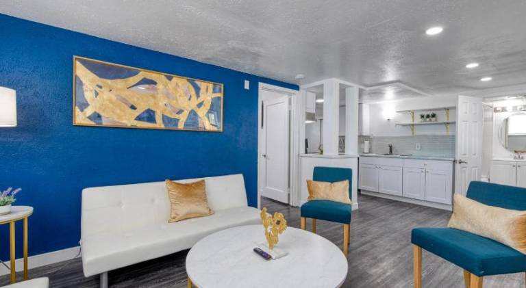 Rental apartment with 1 room for 6 persons — photo 3
