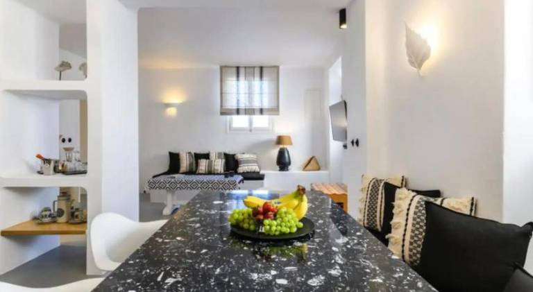 Lovely holiday apartment with terrace | Dogs allowed — photo 2