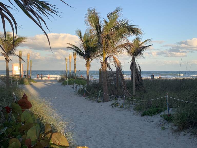 House  Cocoa Beach
