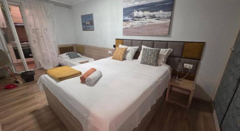 Apartment with terrace & jacuzzi | Beach nearby | Pet-friendly — photo 2