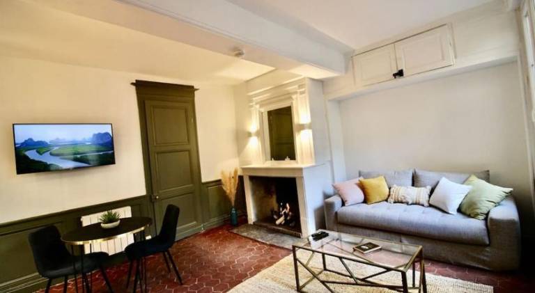 Rental apartment with 1 room for 4 persons in Rouen