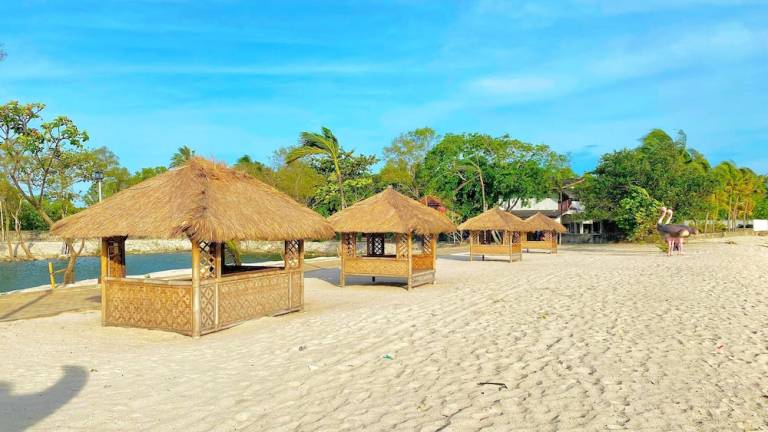Cabin  Merak Belantung