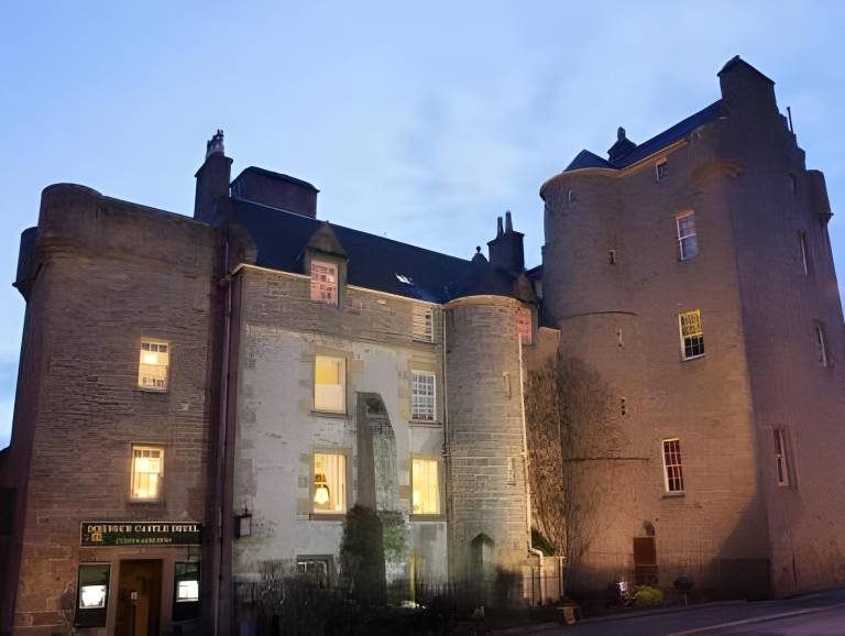 Dornoch Castle Hotel in Dornoch
