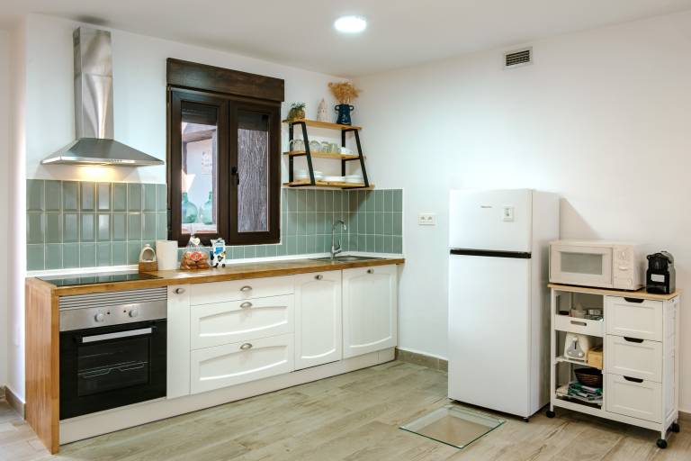 Country House 'La Carbonera 1' with Private Terrace, Wi-Fi and Air Conditioning — photo 4