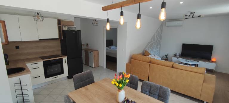 Lovely apartment with yard, BBQ & terrace | Mountain view | Pets are welcome — photo 4