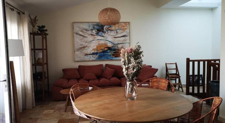 Appartement duplex avec cour exterieure Avignon centre in Avignon