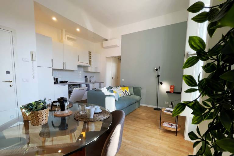 CENTRO Solferino Elegant apt in historical build