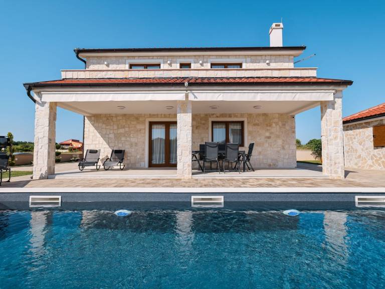 Villa mit beheiztem Pool in der Nähe des Meeres-TA Leut Agency — photo 2