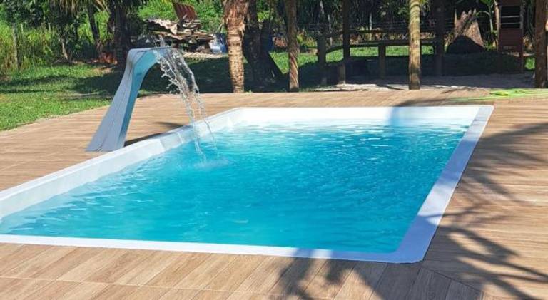 Vacation home with pool — photo 3