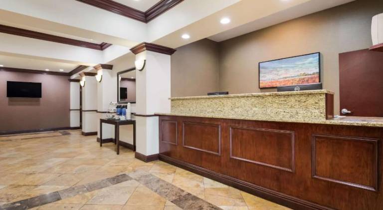 Best Western Coffeyville Central Business District Inn and Suites — photo 5