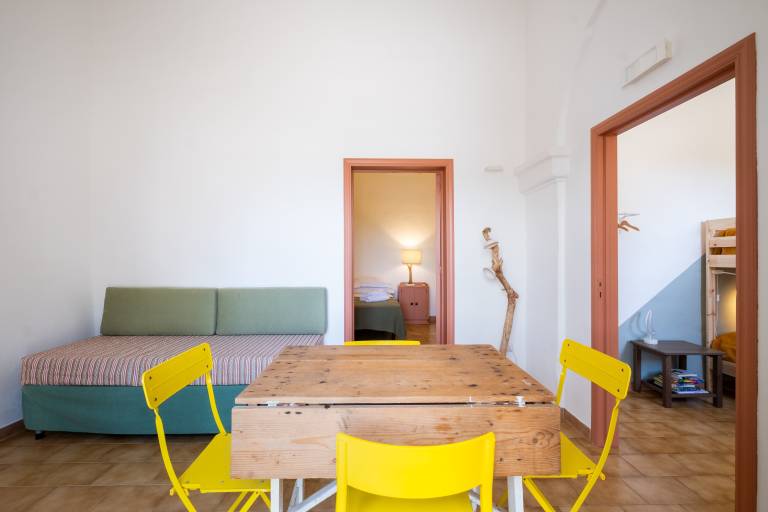 Holiday apartment with yard, terrace & grill | Garden view in Nardò