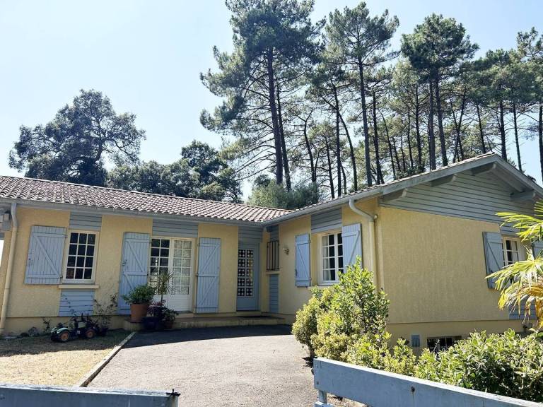 House Capbreton
