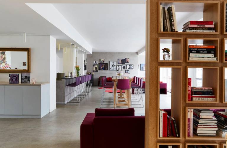 Hotel Indigo - Dusseldorf - Victoriaplatz By IHG — photo 2