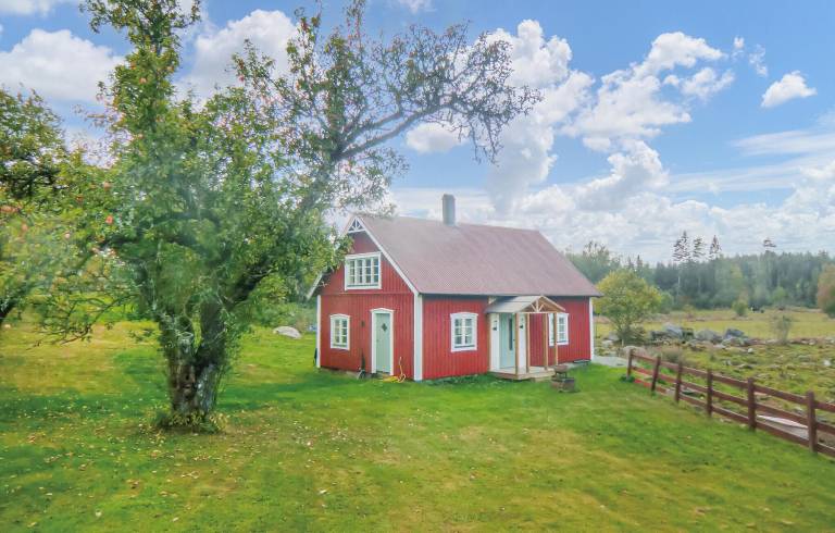 Hus  Ödeshög