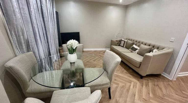 Rental apartment with 4 rooms for 8 persons — photo 3
