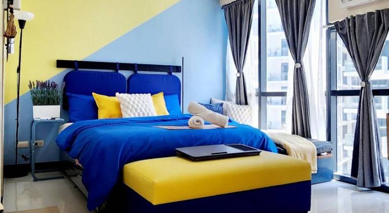 Apartment with pool in Taguig