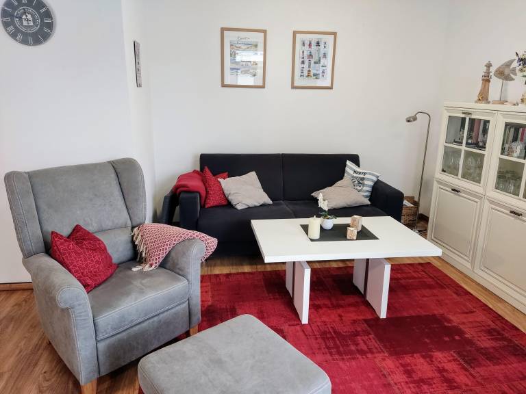 Fully equipped pleasant holiday apartment with sauna, garden & terrace | Beach nearby | Pets allowed in Wismar