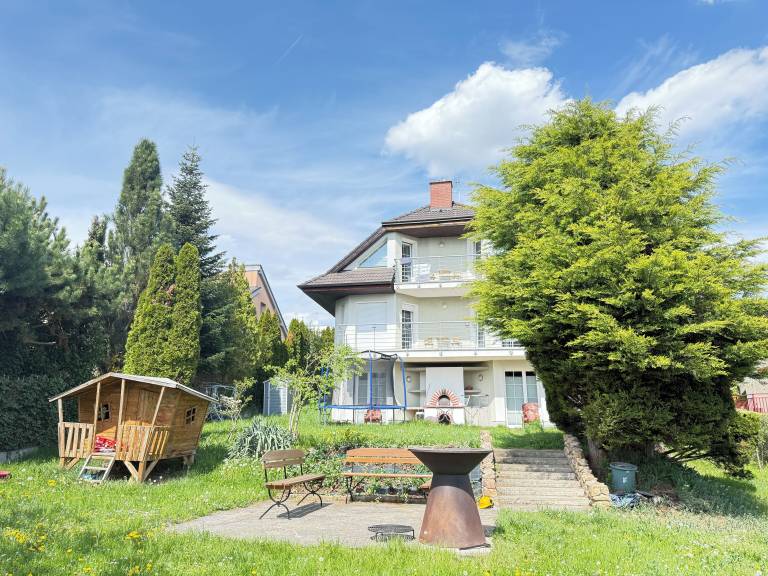 Villa Prague 12