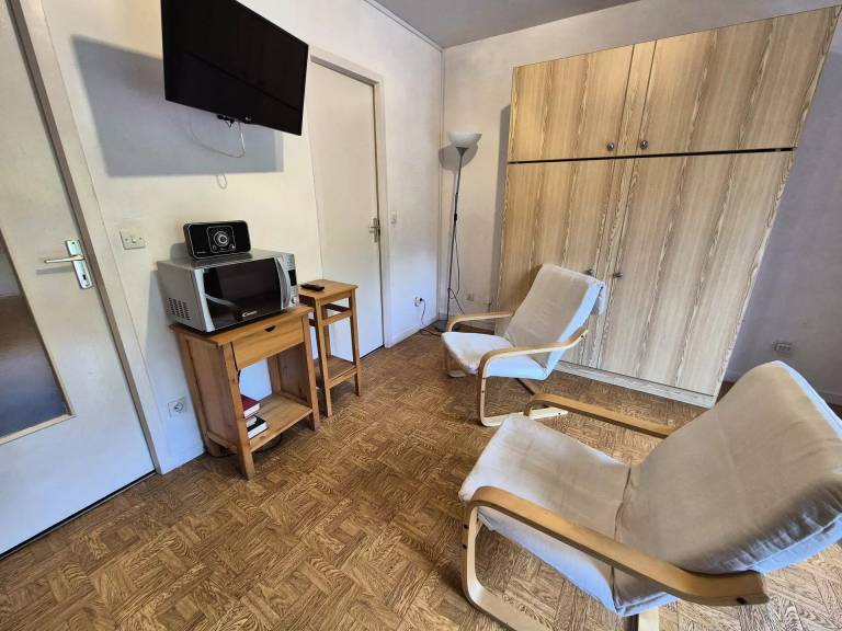 Residence Le Saint Charles A - Studio ideally located 50 m from Thermes Chevalley! — photo 2