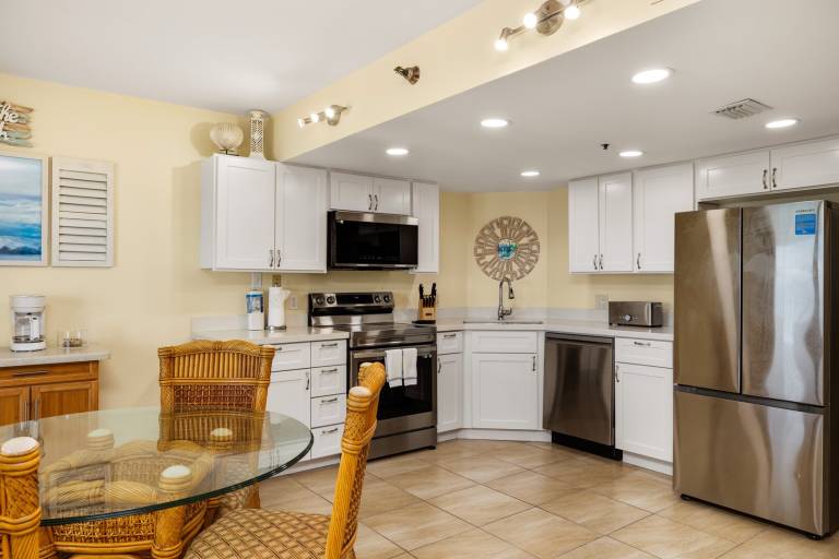 Child-friendly nice condo with private pool | Beach nearby | Pets are welcome — photo 5