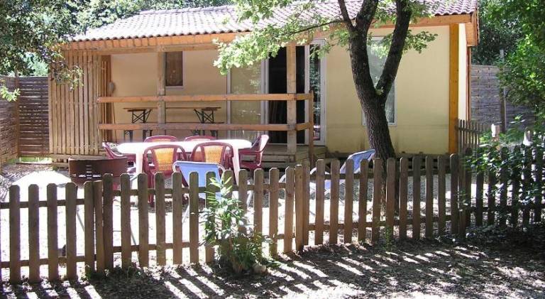 Vacation home with pool in Vers-Pont-du-Gard