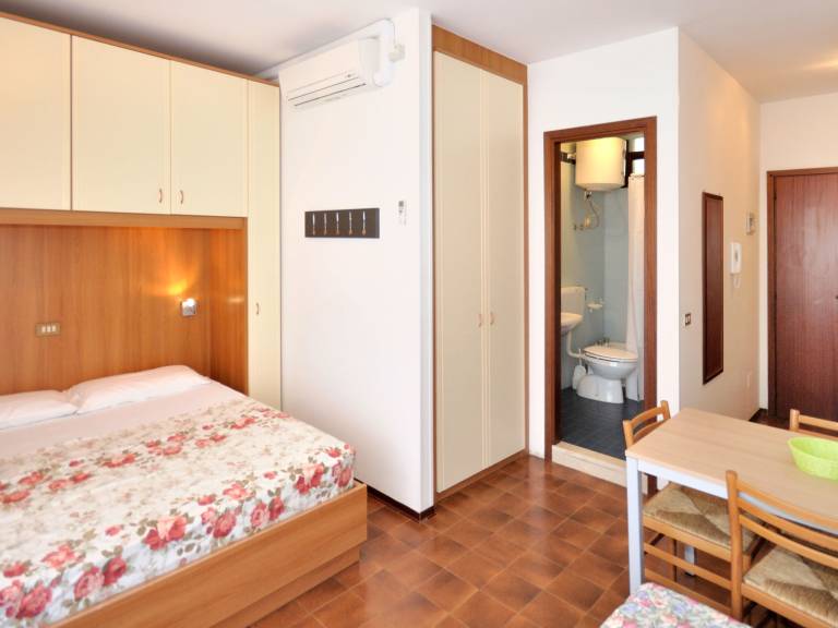 Rental apartment with 1 room for 3 persons — photo 4