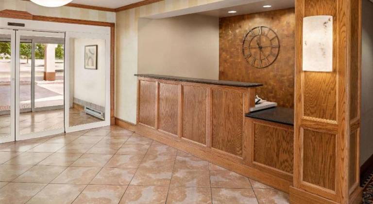 Hawthorn Extended Stay by Wyndham Decatur — photo 3