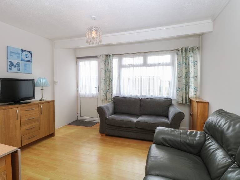 Children-friendly beautiful cottage with garden | Beach view | Beach nearby | Pets are welcome — photo 3