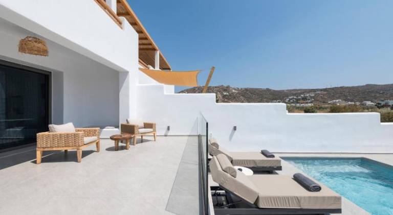 Villa with garden, terrace & private pool in Naxos