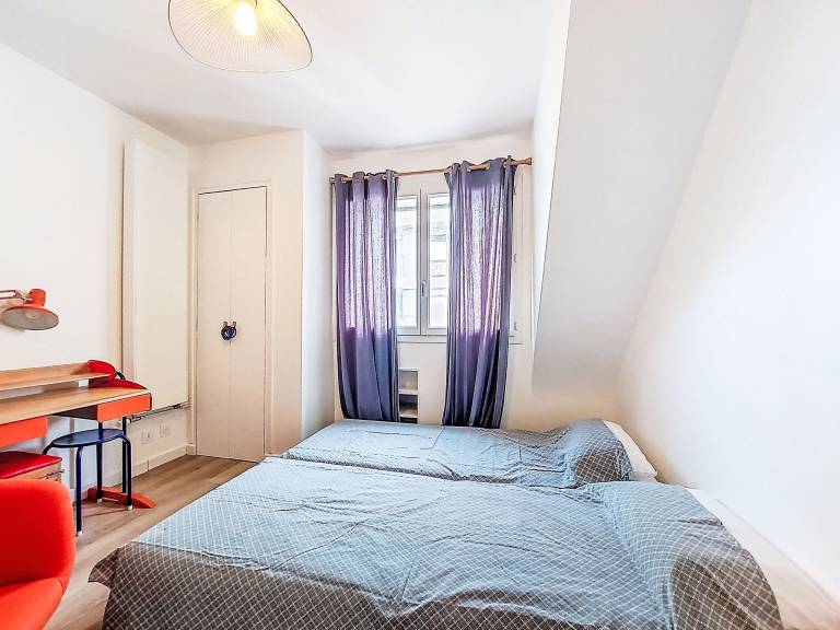 Rental apartment with 2 rooms for 5 persons — photo 4