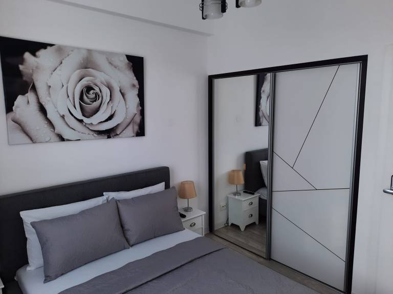 Luxury City Center Apartment – Garofita Romana 2