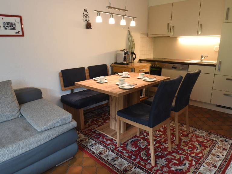 Holiday apartment with barbecue in Arosa