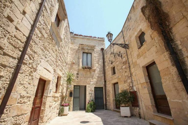 Bed & Breakfast  Lecce