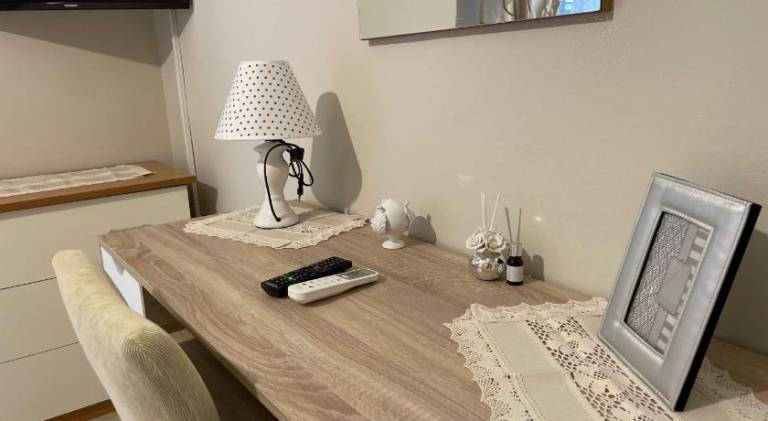 Rental apartment with 2 rooms for 4 persons — photo 4