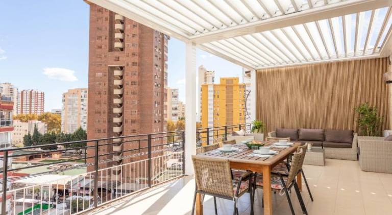 Fully equipped lovely rental apartment with private pool, patio & garden | Beach nearby | Dogs allowed — photo 3