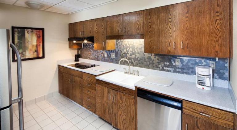 Kahler Inn and Suites — photo 4