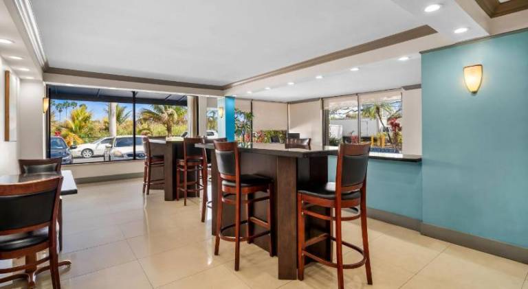 Days Inn by Wyndham Florida City — photo 3