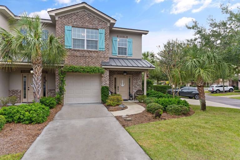 Child-friendly vacation home with pool & barbeque | City view | Dogs allowed — photo 4