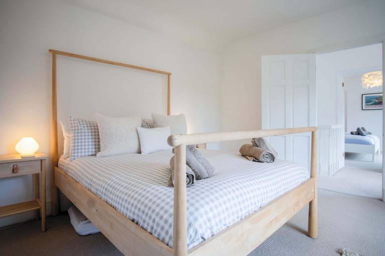 Family-friendly beautiful cottage with barbecue, fast internet & yard | Beach view | Pets are welcome — photo 5