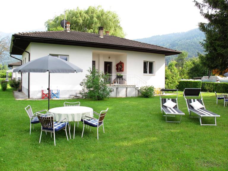 Ferienhaus in Calceranica al Lago, Caldonazzosee für max. 4 Personen