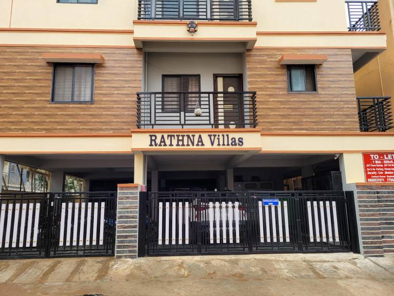 Apartment Sai Colony