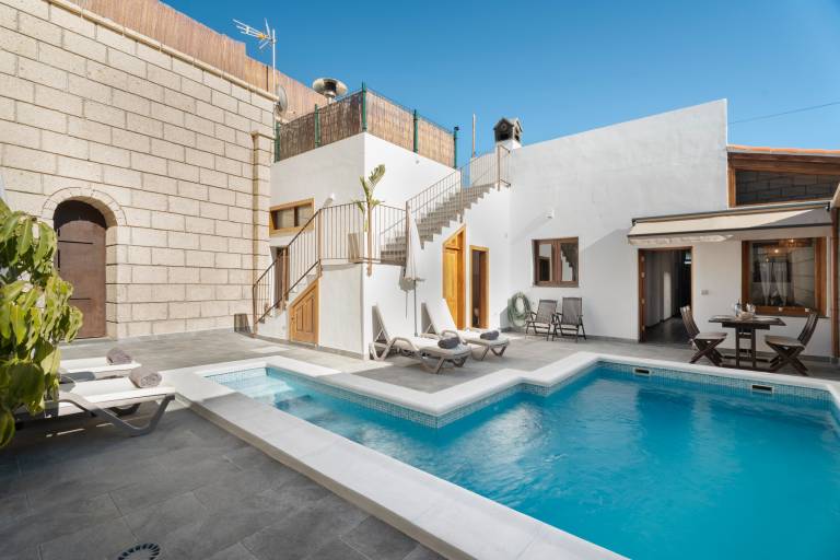 Villa Cruz del Roque