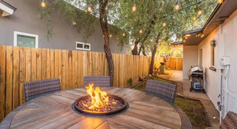 Vacation home with terrace — photo 4