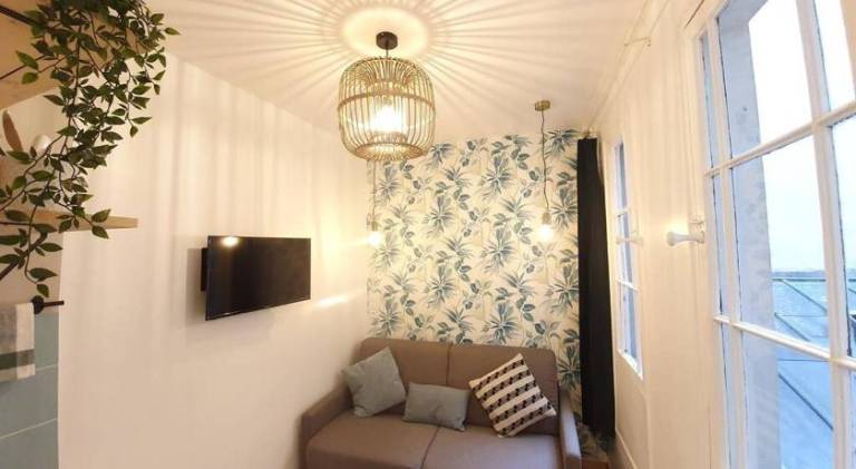 Apartment | Near Sacré-Cœur | Suitable for remote work | Dogs allowed — photo 2