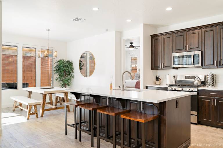 House with BBQ, private pool & hot tub | Mountain view — photo 5
