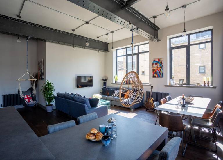 Apartment with 4 rooms for 12 persons in Edinburgh