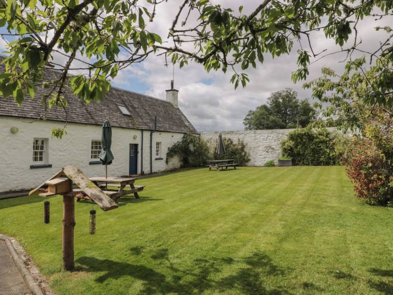 Cottage Comrie