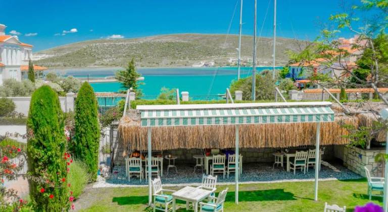 Alacati Marina Palace — photo 4